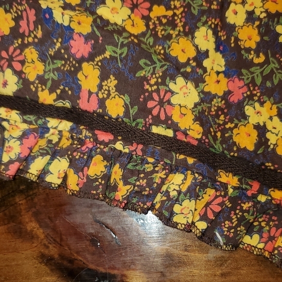 Fire Floral Tanktop Earthtones Medium - Picture 4 of 10